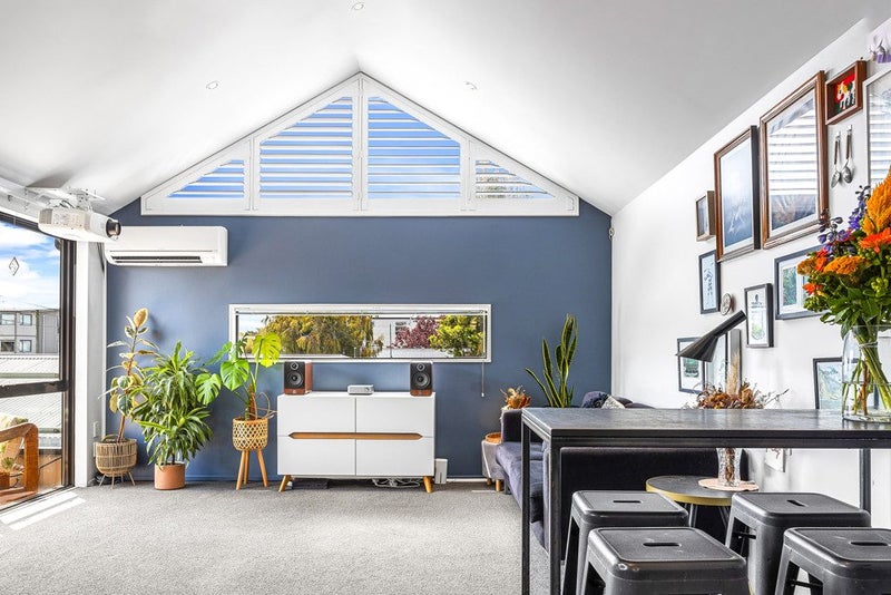 2/450 Barbadoes Street, Edgeware, Christchurch - Carousel 1