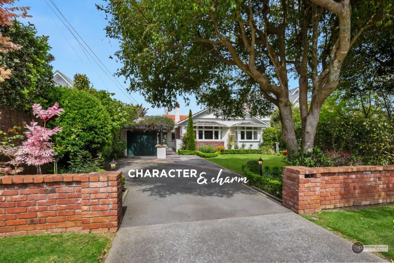 12 Penrose Street, Woburn, Lower Hutt - Carousel 1