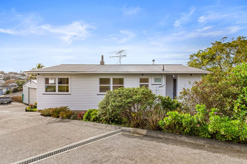 1/38 Weldene Avenue, Glenfield, Auckland - Carousel 1