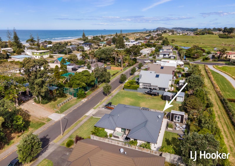 11 Ian Place, Waihi Beach, Waihi Beach - Carousel 30