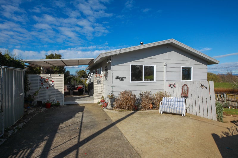 15 Mcandrew Street, Kihikihi, Te Awamutu - Carousel 2