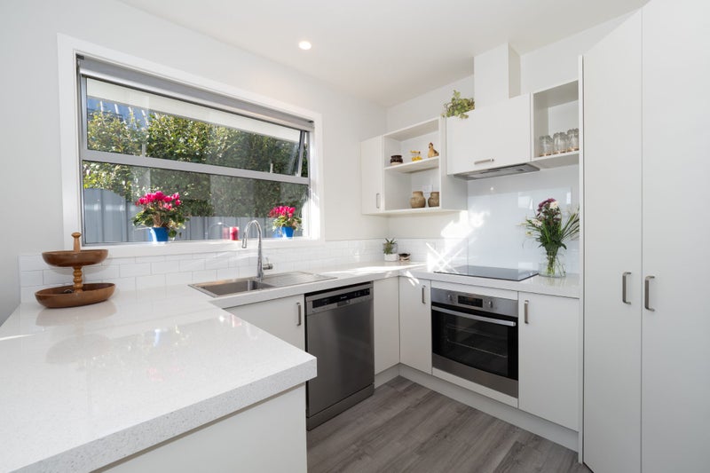 81 Park Street, Ashburton, Ashburton - Carousel 2