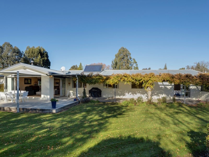 596 Dunstan Road, Alexandra, Alexandra - Carousel 1