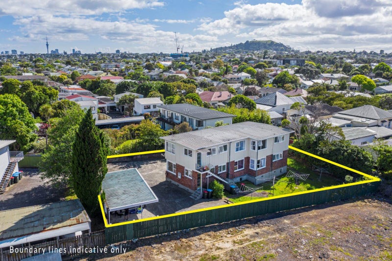 1/0 Arabi Street, Sandringham, Auckland - Carousel 1