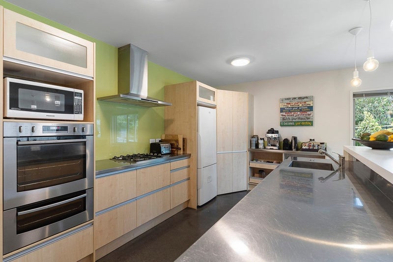 19 Dawn Parade, Coastlands, Whakatane - Carousel 2