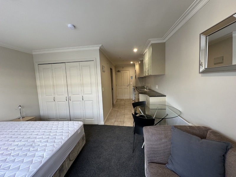 2B/118 Gladstone Road, Parnell, Auckland - Carousel 2