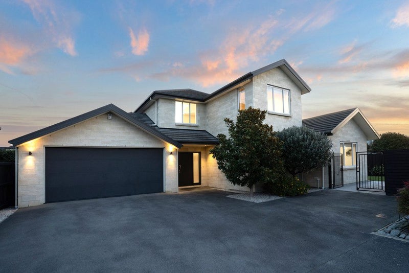 3 Leabridge Mews, Harewood, Christchurch - Carousel 1
