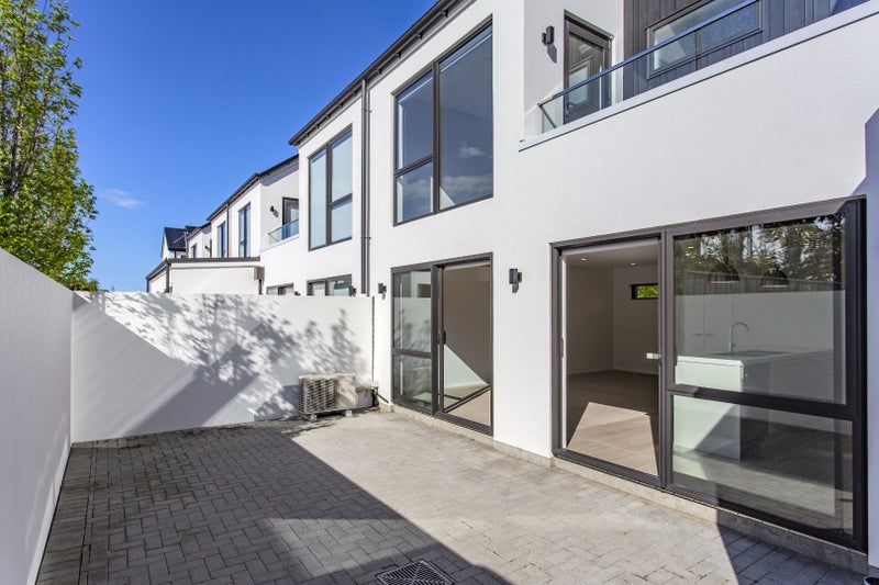 20B Hewitts Road, Merivale, Christchurch - Carousel 10