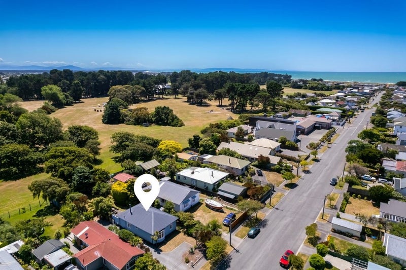 132 Lonsdale Street, New Brighton, Christchurch - Carousel 16