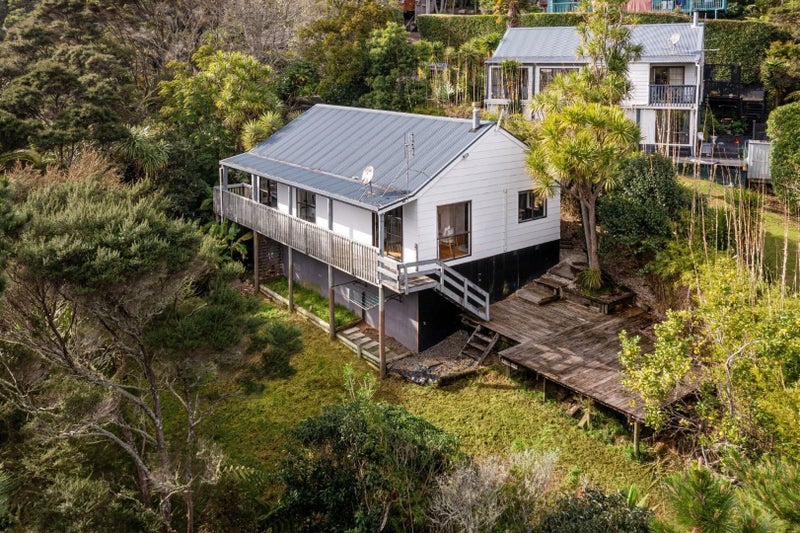 59 Pemberton Avenue, Bayview, Auckland - Carousel 1