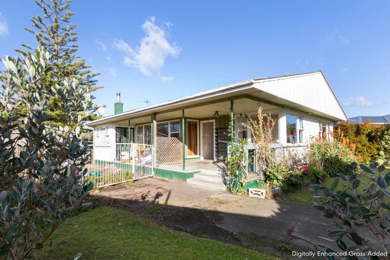 39 Gloucester Street, Takaro, Palmerston North - Carousel 2