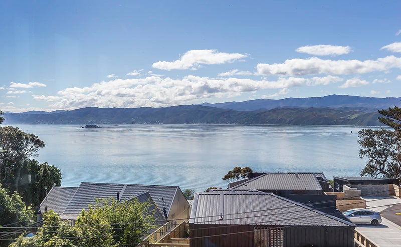 93 Seatoun Heights Road, Seatoun, Wellington - Carousel 2