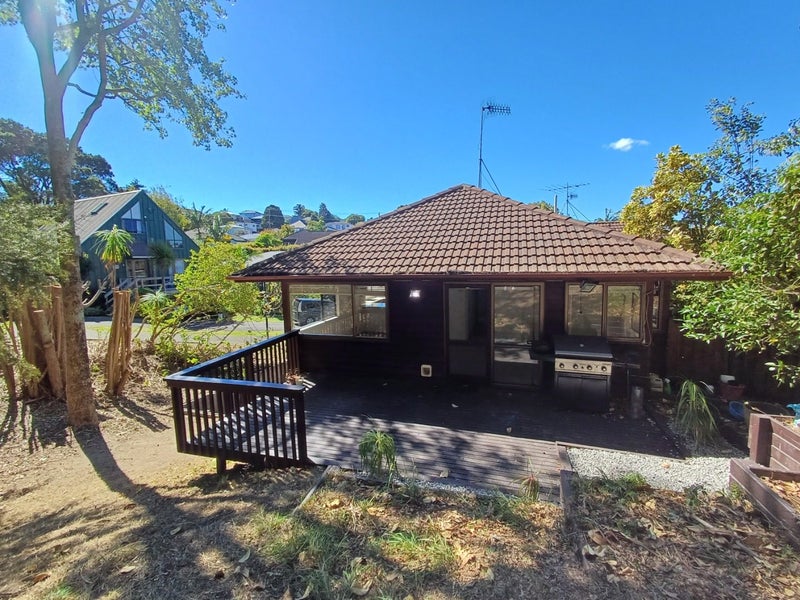 1/72 Lake Road, Northcote, Auckland - Carousel 1