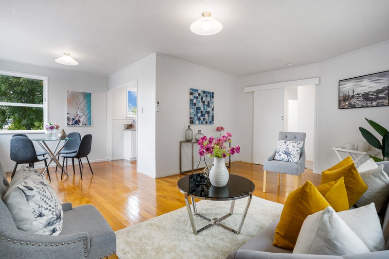 1/92 Universal Drive, Henderson, Auckland - Carousel 2