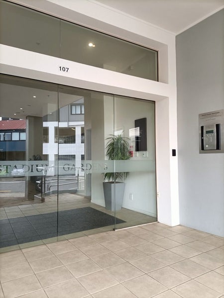 118/107 Thorndon Quay, Pipitea, Wellington - Carousel 12