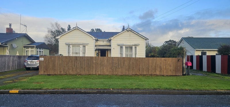 6 Vera Street, Marton - Carousel 1