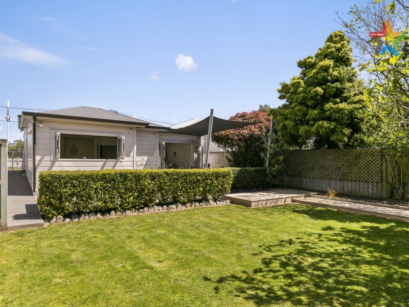 9 Huia Street, Petone, Lower Hutt - Carousel 1