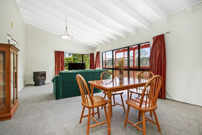 23F Kennedy Grove, Stokes Valley, Lower Hutt - Carousel 2