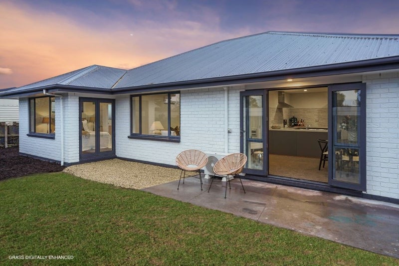 12A Woodgrove Avenue, North New Brighton, Christchurch - Carousel 2