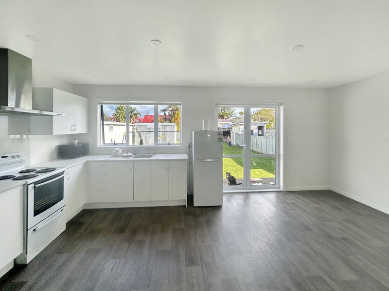 79 Bell Street, Whanganui, Whanganui - Carousel 2