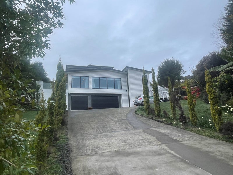 7 Treetops Way, Bayview, Auckland - Carousel 1