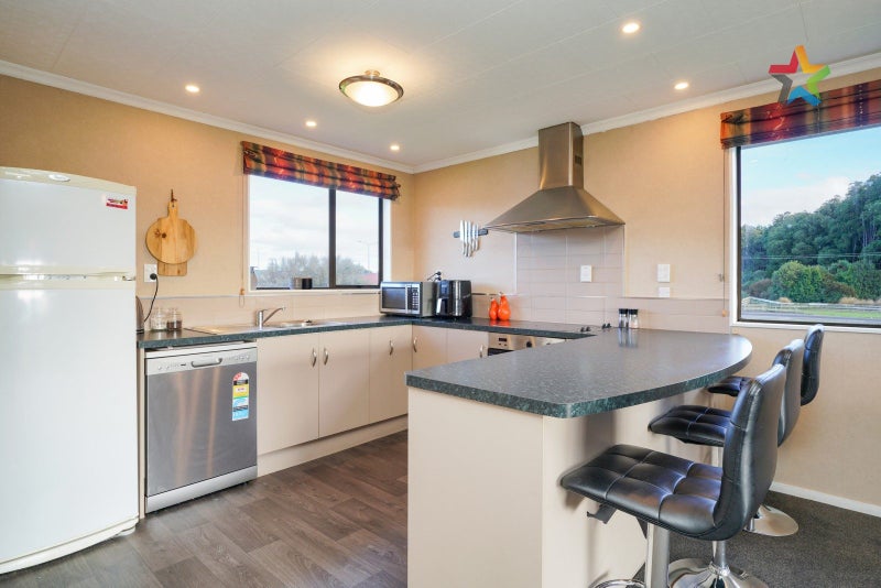 33 Ascot Terrace, Kingswell, Invercargill - Carousel 2