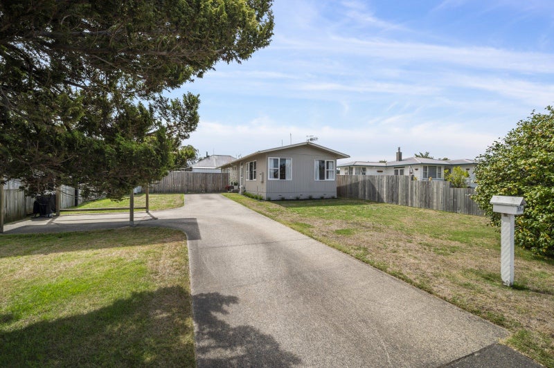 17 Rotokawa Street, Taupō - Carousel 1