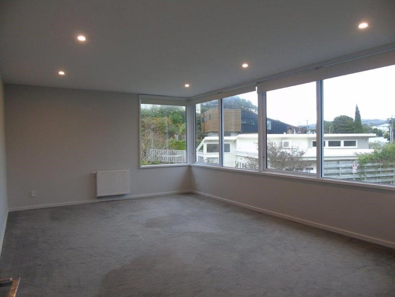 5A Agra Crescent, Khandallah, Wellington - Carousel 2