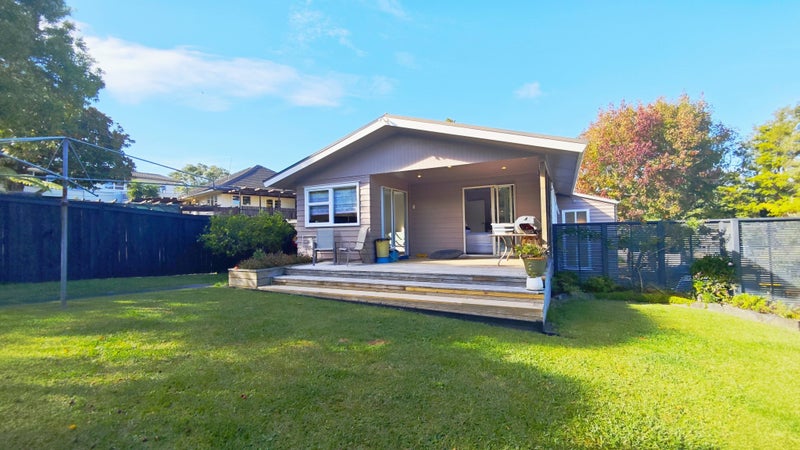 21 Rosecamp Road, Beach Haven, Auckland - Carousel 2