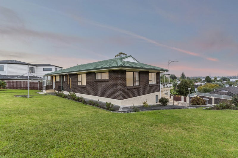 88 Cardiff Road, Pakuranga, Auckland - Carousel 3