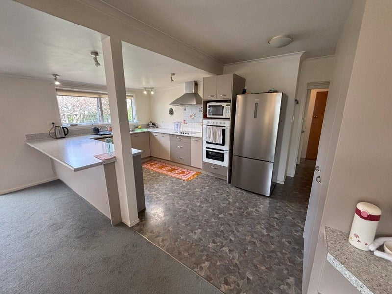 6 Dix Street, Wigram, Christchurch - Carousel 10