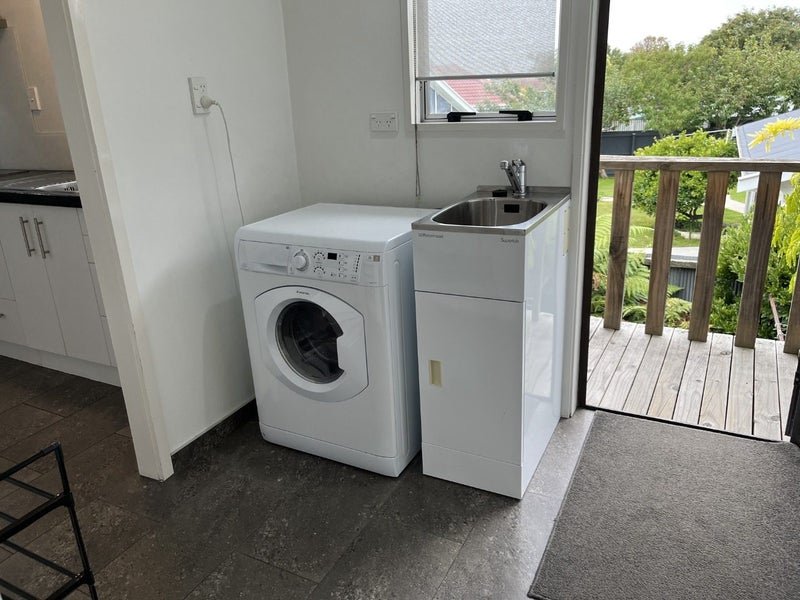 17 Mckellar Place, Hornby, Christchurch - Carousel 2