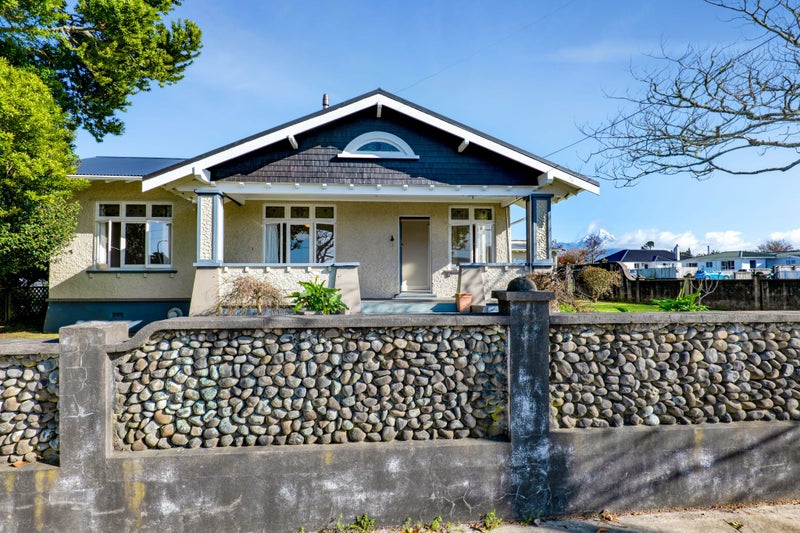 15 Seyton Street, Stratford - Carousel 21