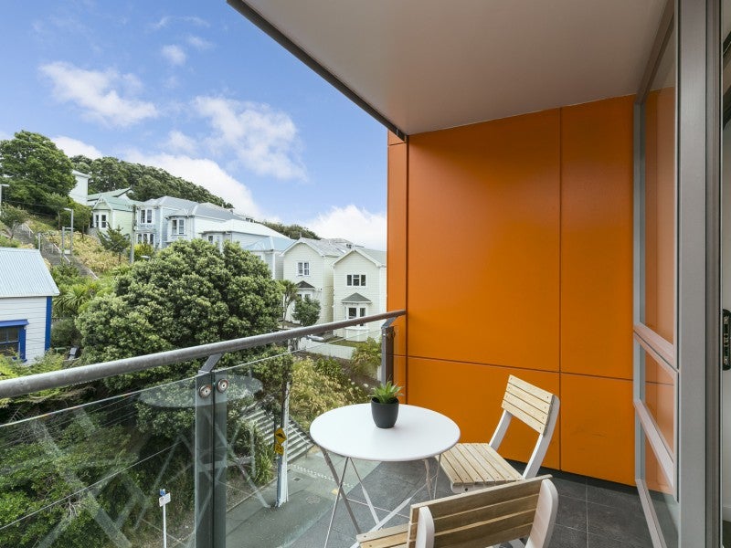 6D/1 Hanson Street, Mount Cook, Wellington - Carousel 2