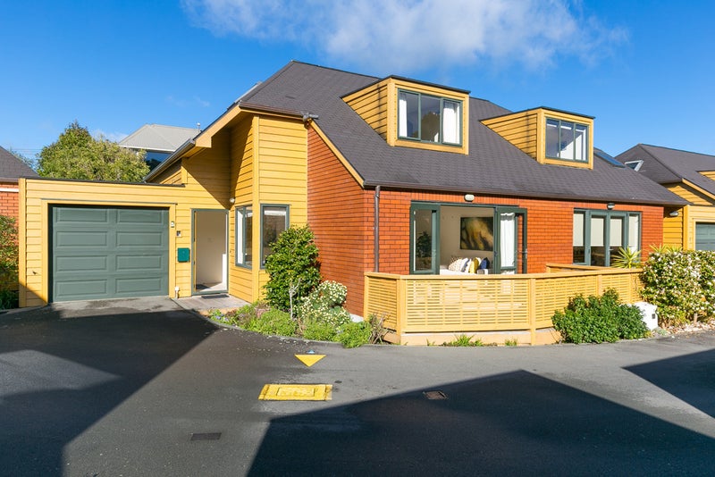 5 Futuna Close, Karori, Wellington - Carousel 1