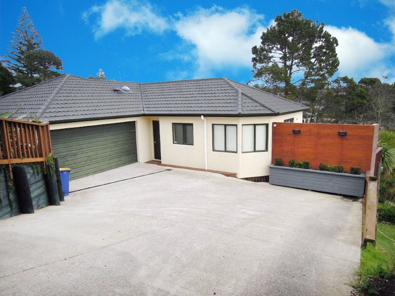 2/131 Browns Bay Road, Browns Bay, Auckland - Carousel 1