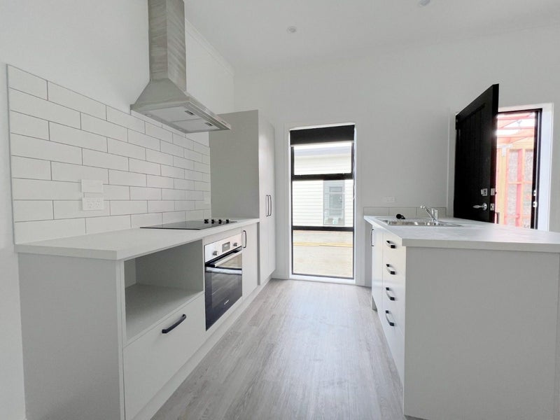 4/1087 Heaphy Terrace, Fairfield, Hamilton - Carousel 2