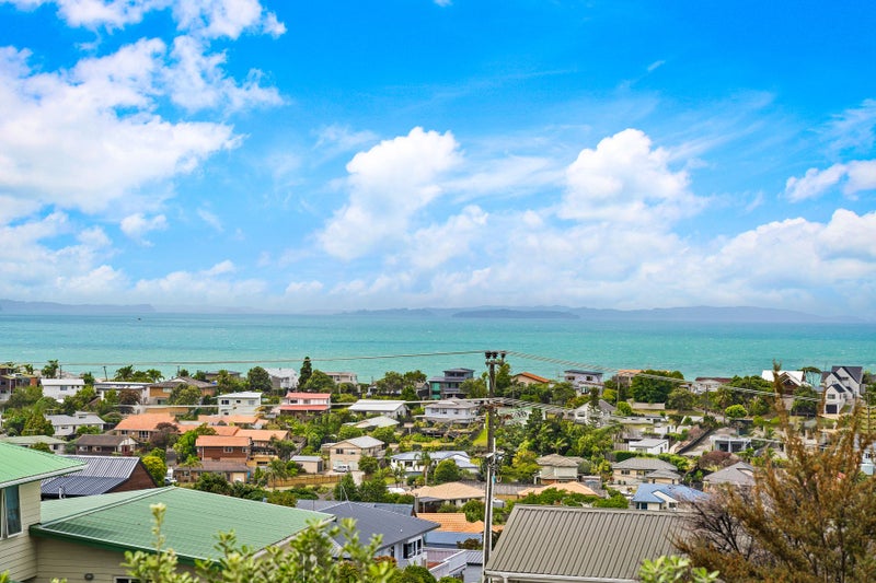 31 Brightside Road, Stanmore Bay, Whangaparaoa - Carousel 1