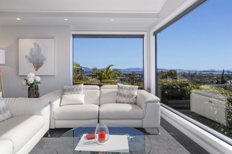 14 Hazel Terrace, Otumoetai, Tauranga - Carousel 2