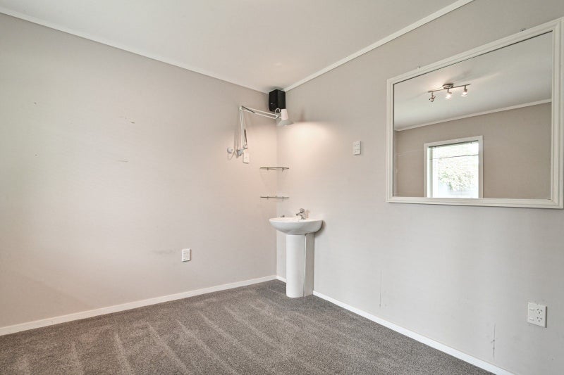 937 Nelson Street North, Mahora, Hastings - Carousel 31