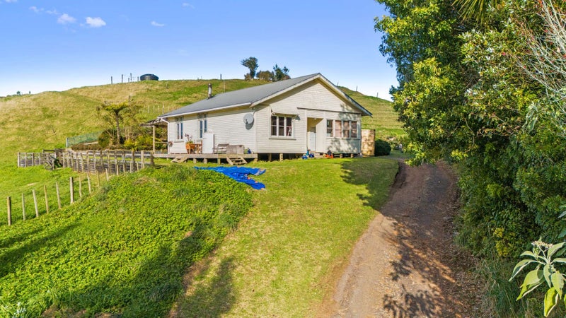 813 Wortley Road, Waiongana, Inglewood - Carousel 2