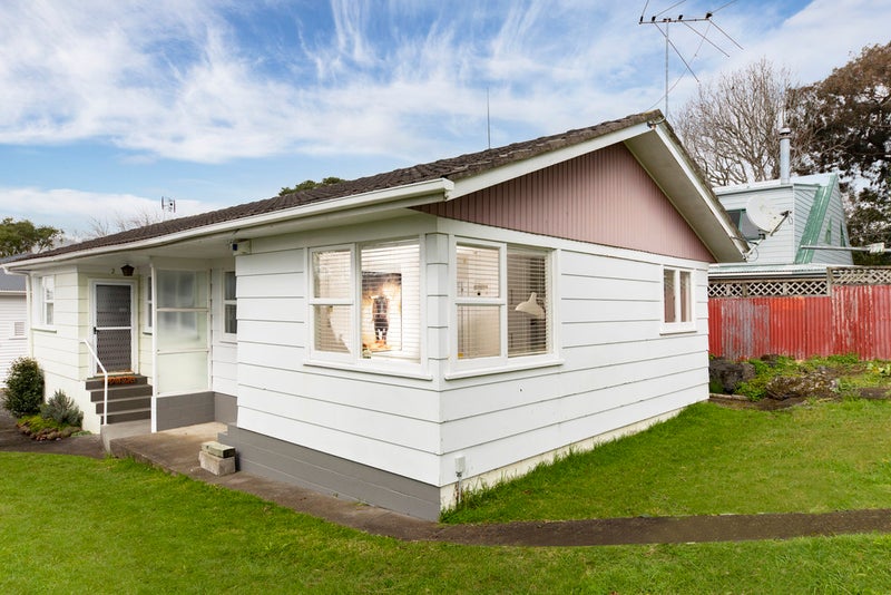 3/16 Rangipawa Road, Onehunga, Auckland - Carousel 1