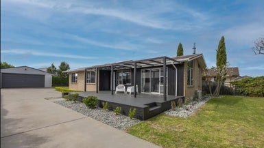 5 Betula Place, Parklands, Christchurch - Carousel 1