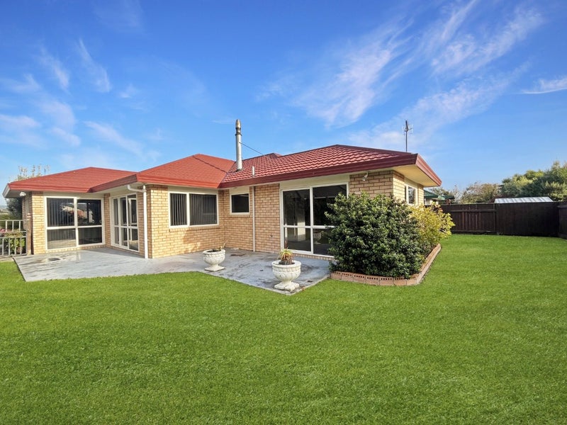 29 Brooklyn Heights Drive, Kelvin Grove, Palmerston North - Carousel 10