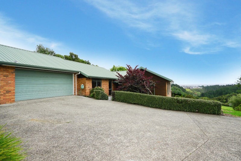 668 Redoubt Road, Flat Bush, Auckland - Carousel 23