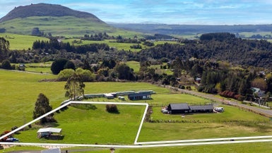 58 Parerohi Grove, Kuratau, Tūrangi - Carousel 1