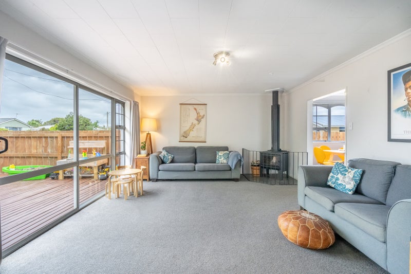 55 Douglas Street, Grasmere, Invercargill - Carousel 2