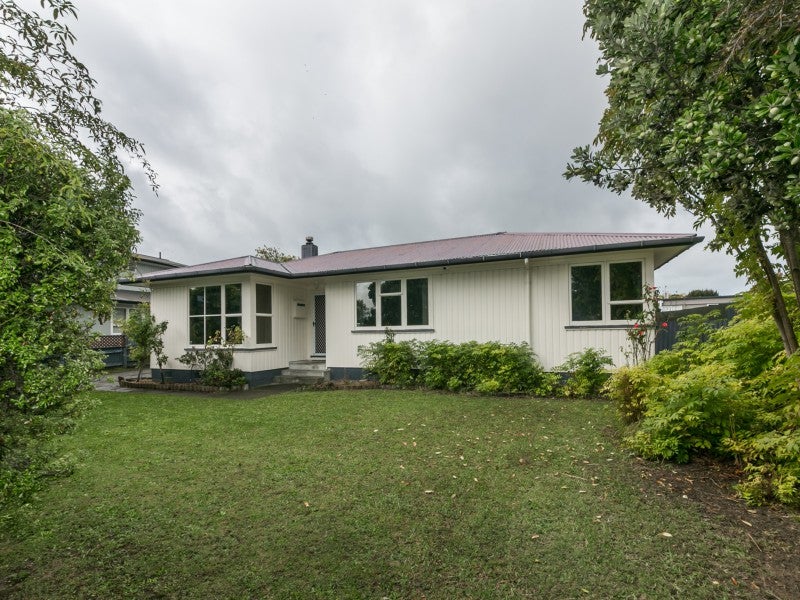 9 Freyberg Avenue, Tamatea, Napier - Carousel 2