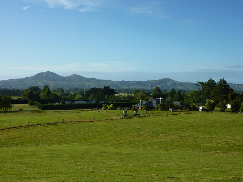 18 Tirohanga Road, North Taieri - Carousel 2