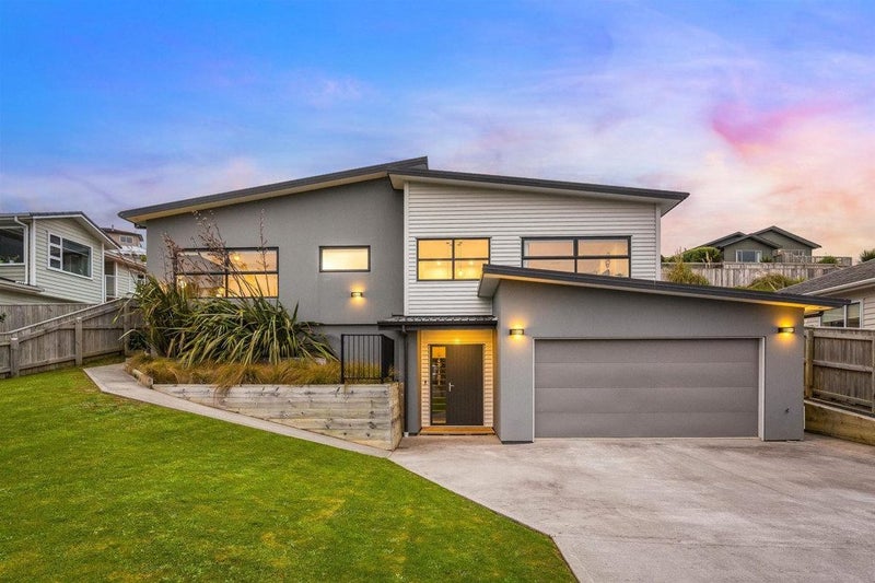 12 Canary Way, Whitby, Porirua - Carousel 1